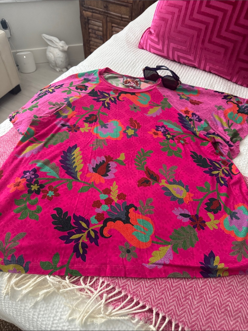Johnny Was Bright Pink Floral Short Sleeve Crew Neck Tee - Picture 4 of 4